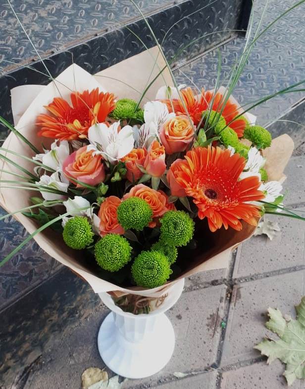 Букет цветов из: Герберы, Хризантемы, Альстромерии и Розы в Иланском