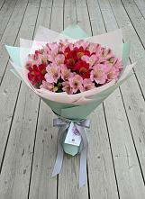 Букет цветов из:  Альстромерии в Иланском