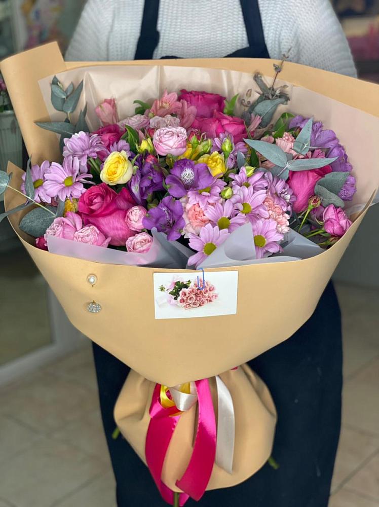 Букет цветов из: Хризантемы, Гвоздики и Альстромерии в Иланском