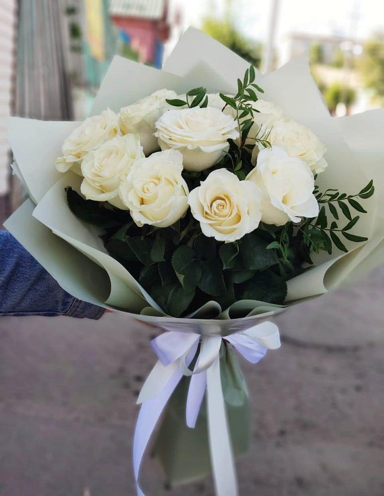 Букет Белые розы Проуд в Иланском