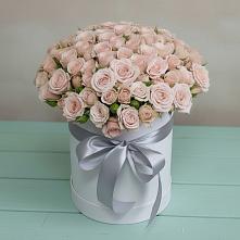 Цветочная композиция из Розы в шляпной коробке в Иланском