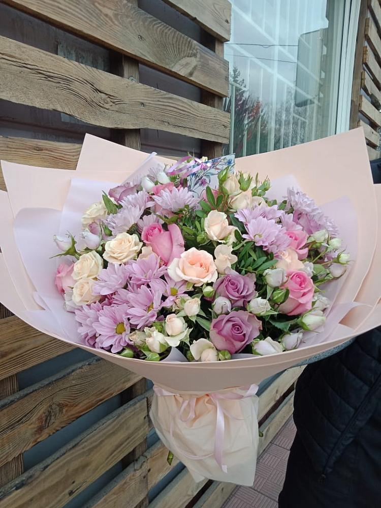 Букет цветов из: Розы и Хризантемы в Иланском