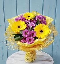 Букет цветов из:  Хризантемы и Герберы в Иланском