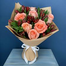 Букет цветов из:  Розы и Альстромерии в Иланском