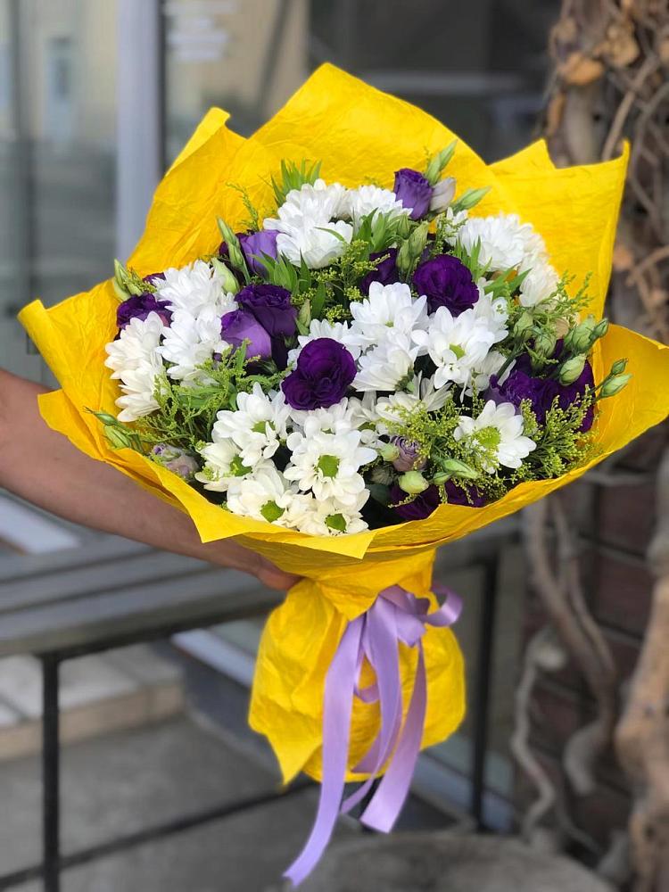 Букет цветов из: Ирисы, Хризантемы и Ромашки в Иланском