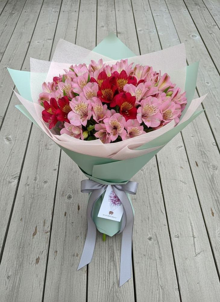 Букет цветов из: Альстромерии в Иланском
