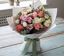 Букет цветов из:  Розы, Лизиантусы и Гвоздики в Иланском