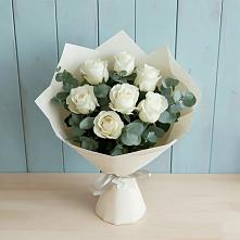 Букет Белые розы в Эвкалипте в Иланском