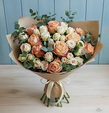 Букет цветов из:  Альстромерии и Розы в Иланском