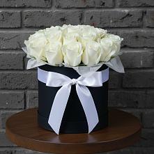 Цветочная композиция из Розы в шляпной коробке в Иланском